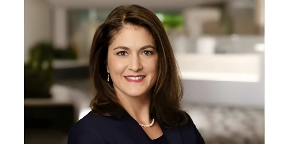 The Hartford to add seasoned finance chief to board